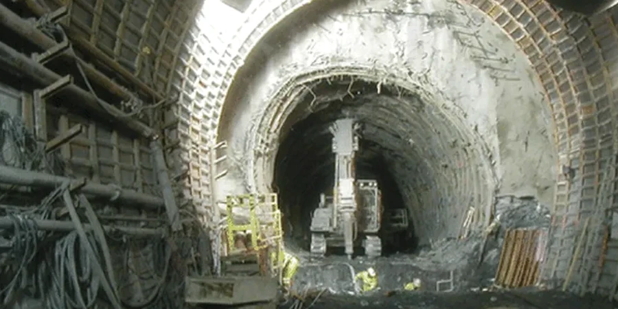 Analyse géotechnique pour tunnels en sols mous à Perpignan